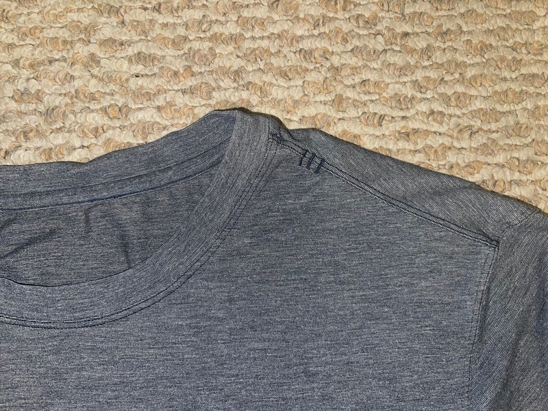 Lululemon Mens Gray Long Sleeve Stretch Metal Tech Run Pocket T Shirt XL gallery