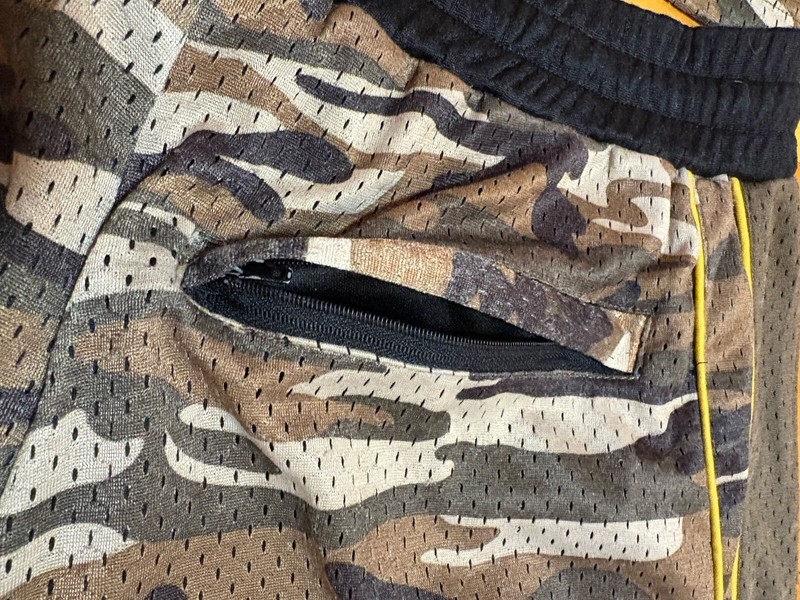 Vintage Karl Kani #23 Camo Basketball Shorts Jersey Set M-L Sports Preowned Read gallery