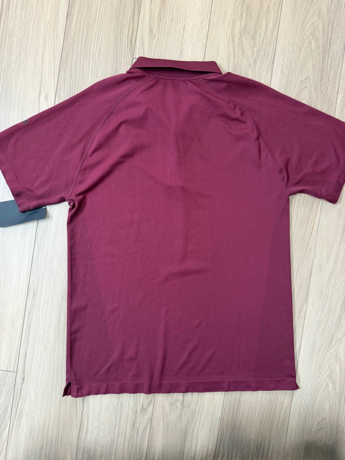 Fabletics Men The Training Day Polo Size XL Burgandy Plum Short Sleeve NWT gallery