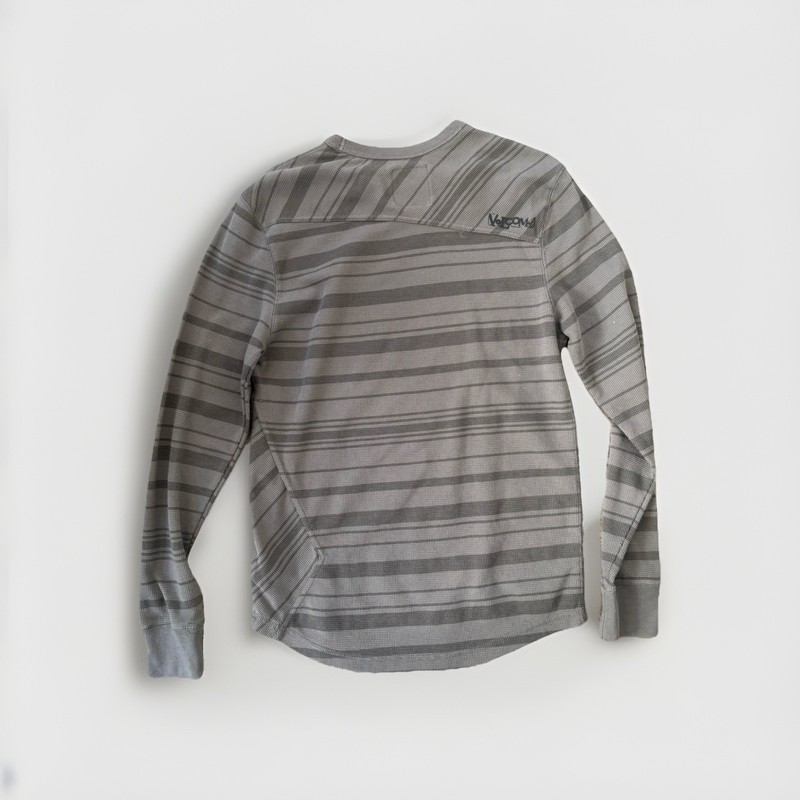 Y2K Volcom Thermal Long sleeve- Slim Fit Large gallery