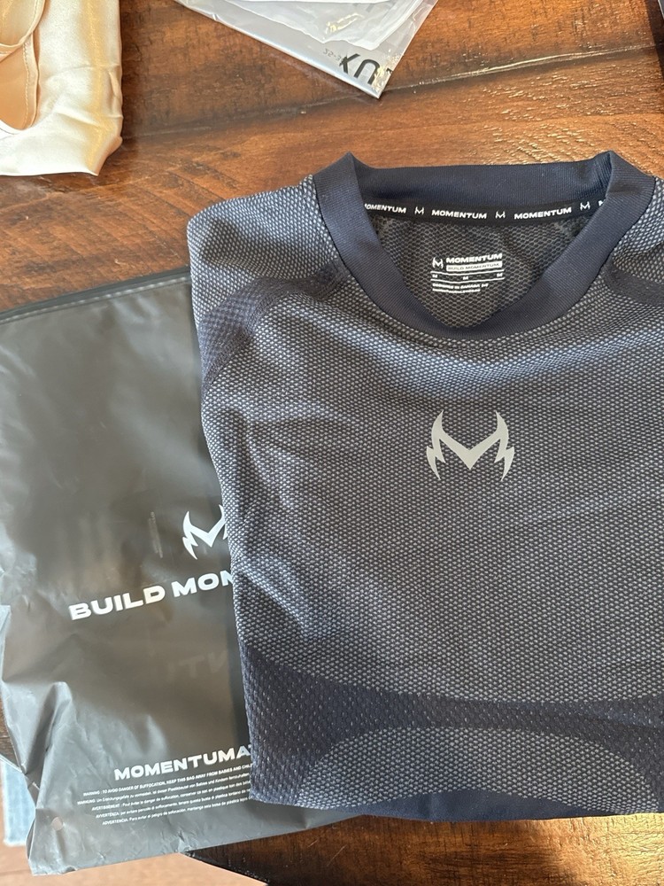 Momentum Compression Shirt - size M