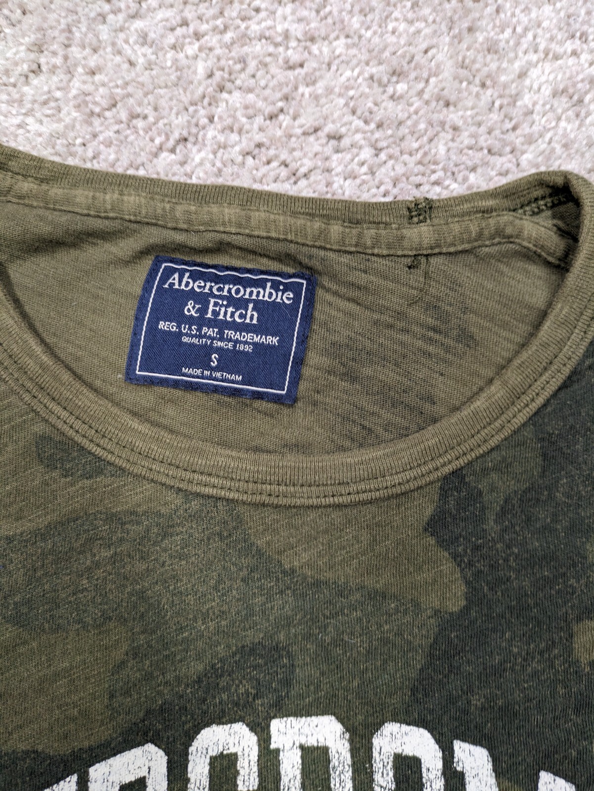 Abercrombie Fitch Shirt Men Small Pocket Tee Crew Neck Green Camo Cotton Stretch gallery