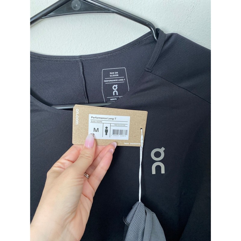 New On Running, On Cloud Men's Performance Long-T Shirt, Black Size Medium gallery