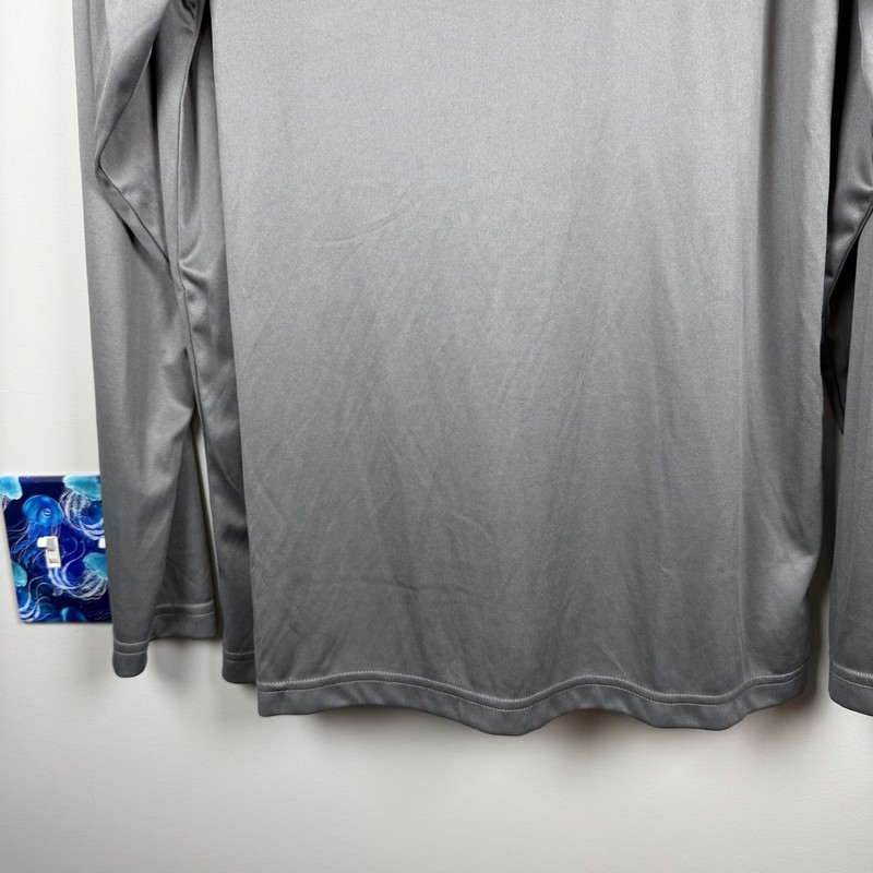 Fort Leavenworth Command & General Staff College ILE Gray Pullover Top Large gallery