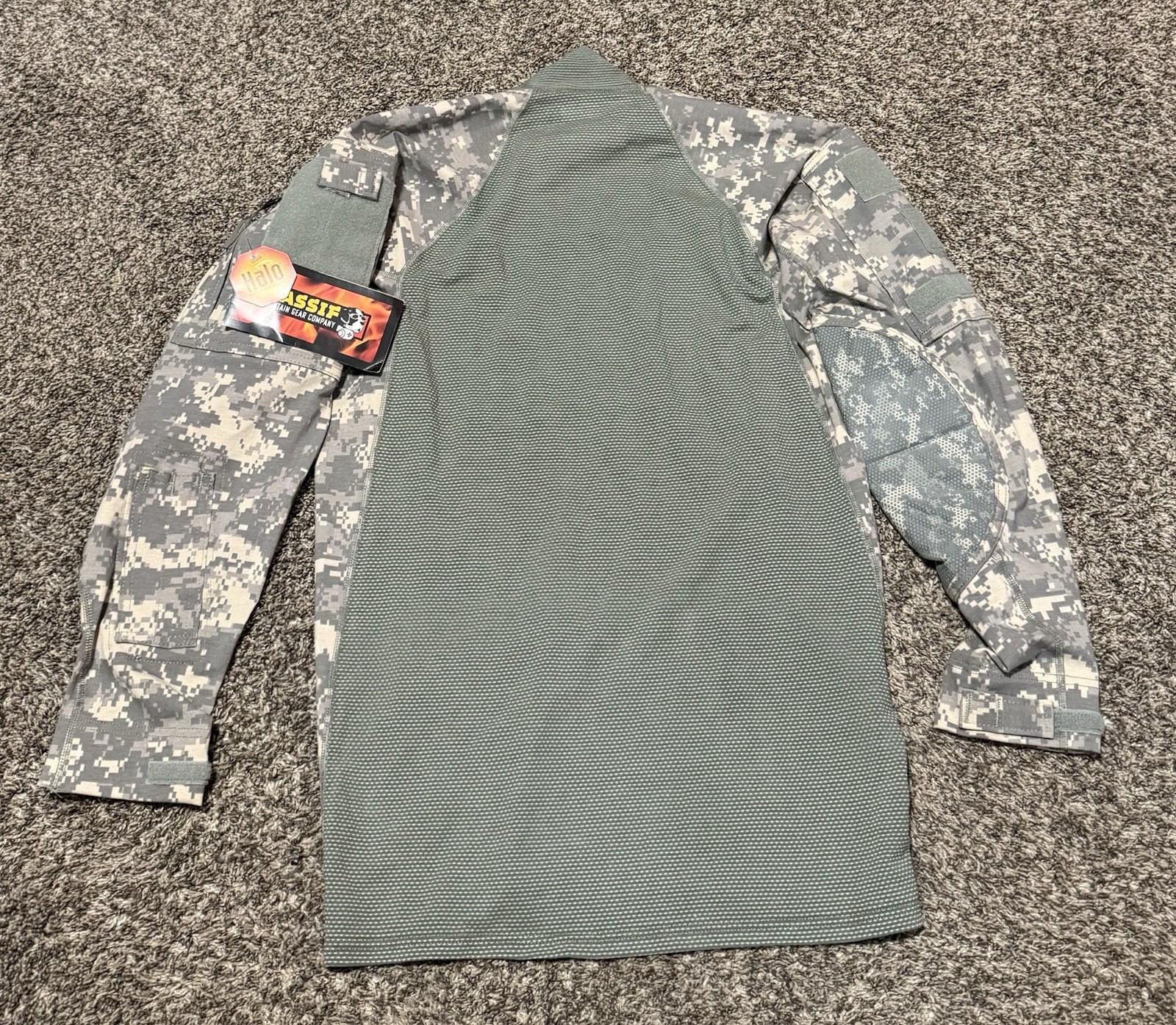 NWT US Army MASSIF Combat Shirt OCP Digital Camo Size Small Reg Military ** gallery
