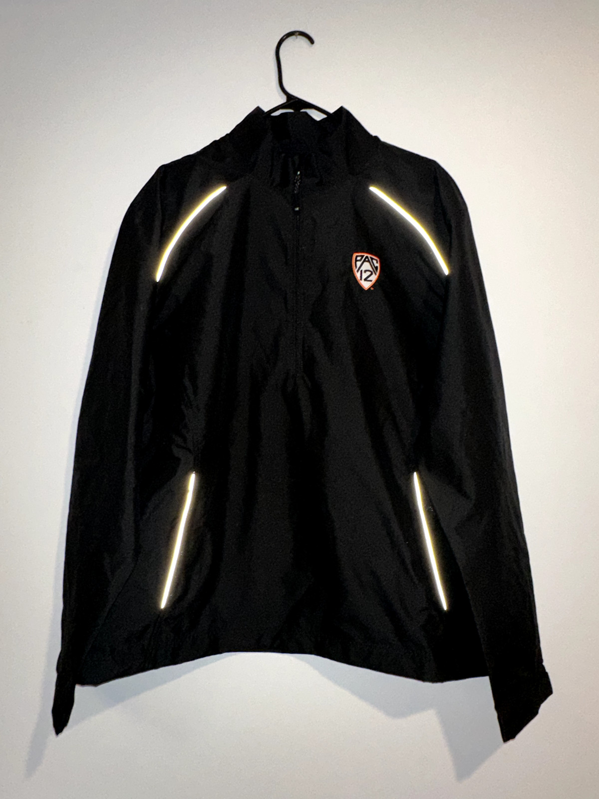 NWT PAC 12 Cutter And Buck Weathertec Beacon Half Zip Jacket Men’s SZ Large gallery