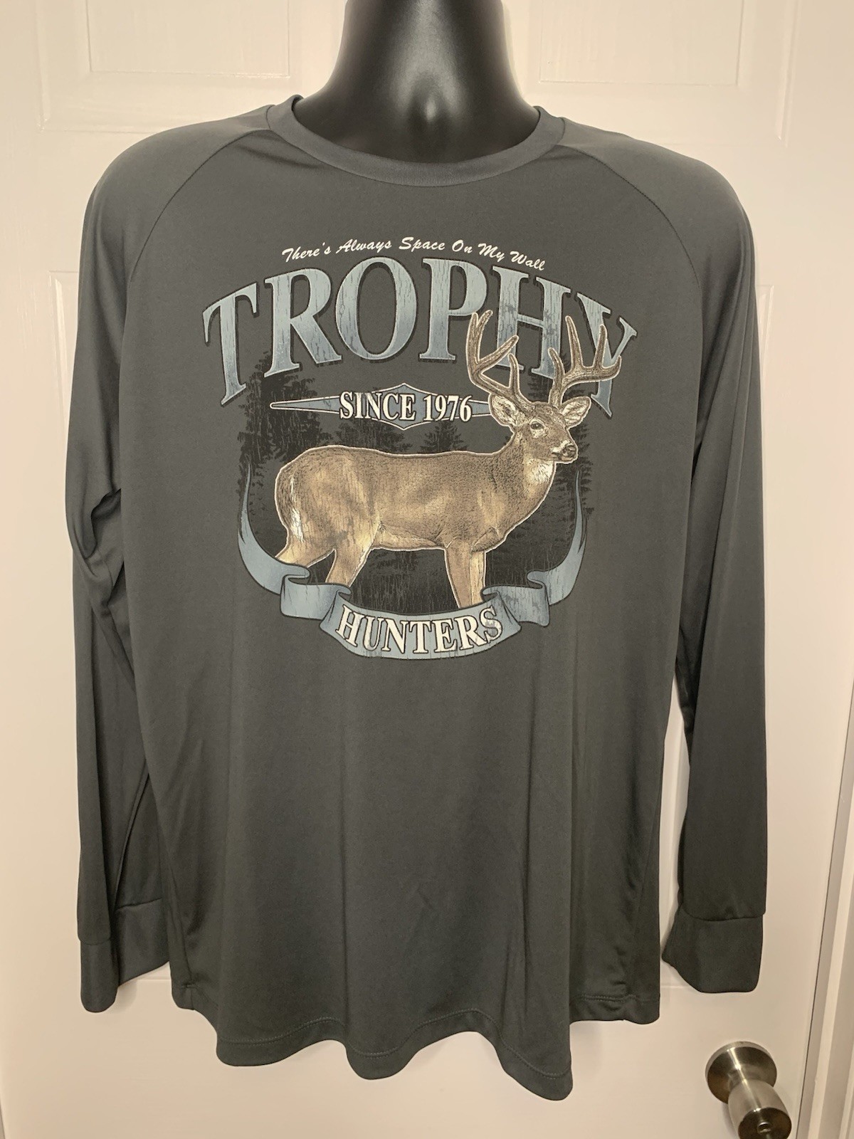 Solar Gear Hunting T Shirt Activewear Mens Size L Trophy Deer gallery