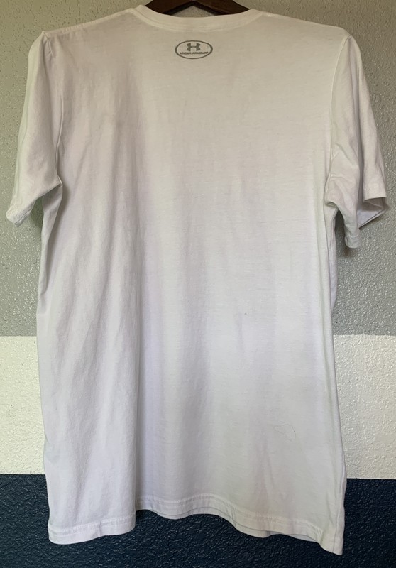 Under Armour Medium Loose United States Of America USA White T-shirt Tee gallery