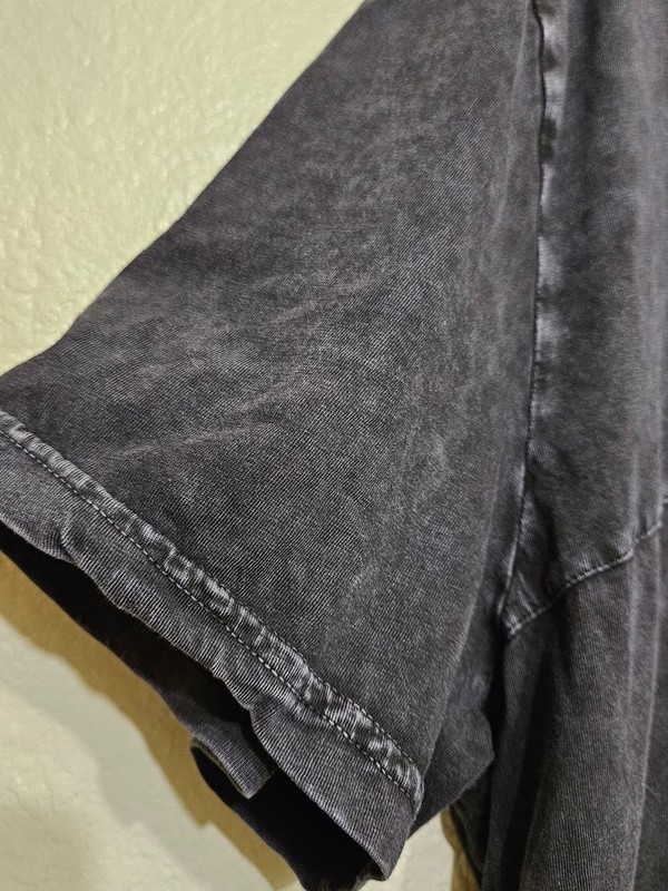 INC International Concepts Men’s XL Black Washed Zip Detail T-Shirt PTP 24. gallery
