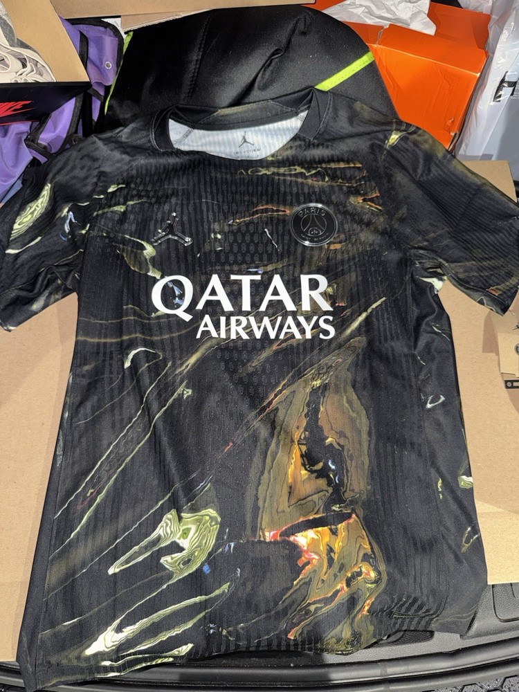 Size XL Nike Paris Saint-Germain PSG 2026 Match Night Edition Jersey IB3142-011