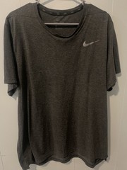 Nike Dri-FIT Men’s L Gray Polyester Athletic Fit Crew Tee Breathable