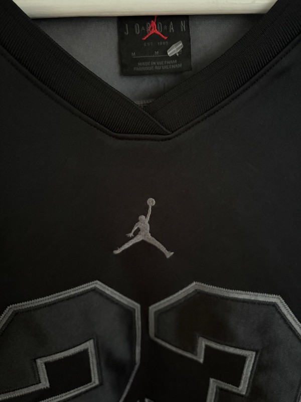 NWT Nike Jordan Brooklyn Collegiate Hockey Jersey HV0109-010 Black Size Medium gallery
