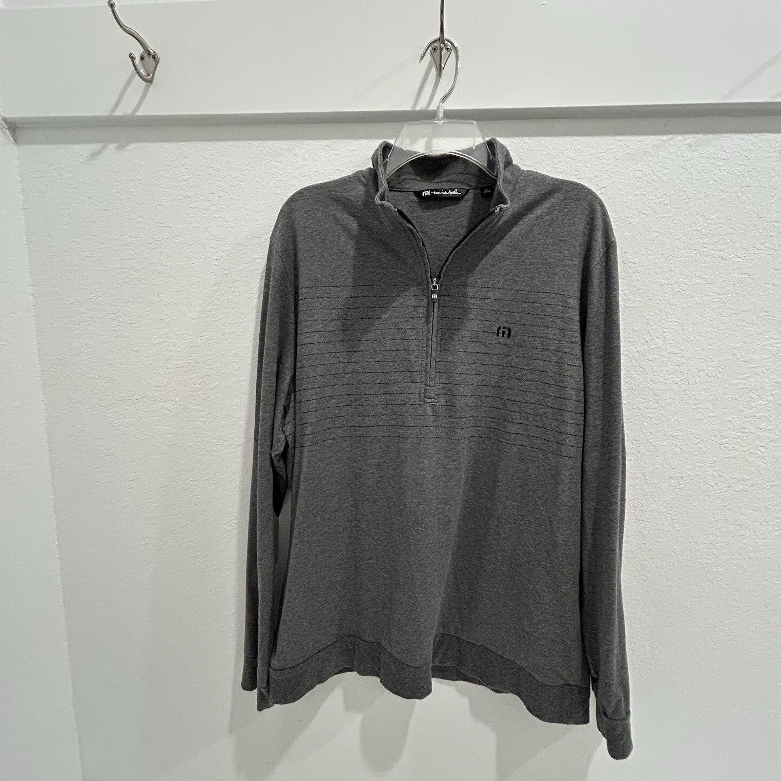 Travis Matthew Solid Gray 1/2 Zip Pullover Men’s Large smoke free home EUC! gallery