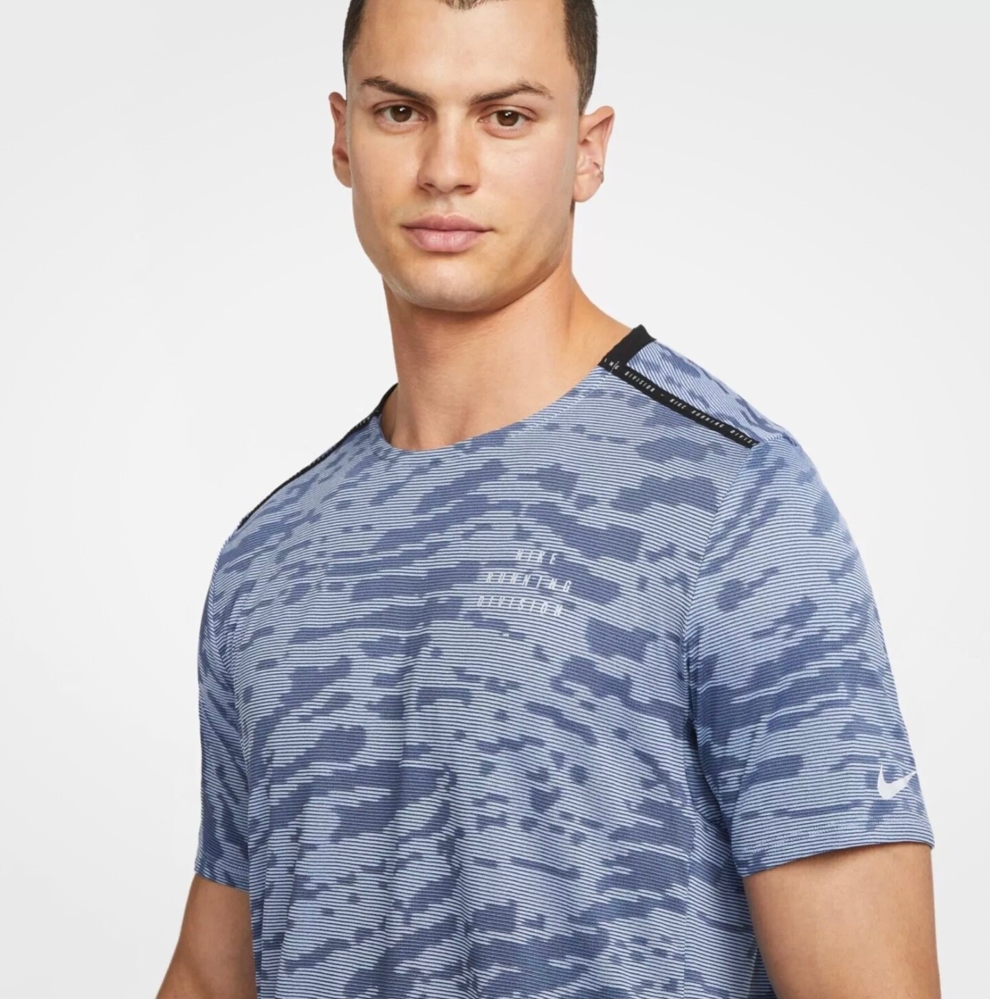 NIKE RISE 365 RUN DIVISION RUNNING TOP MEN'S UK L - DM4636 548 gallery