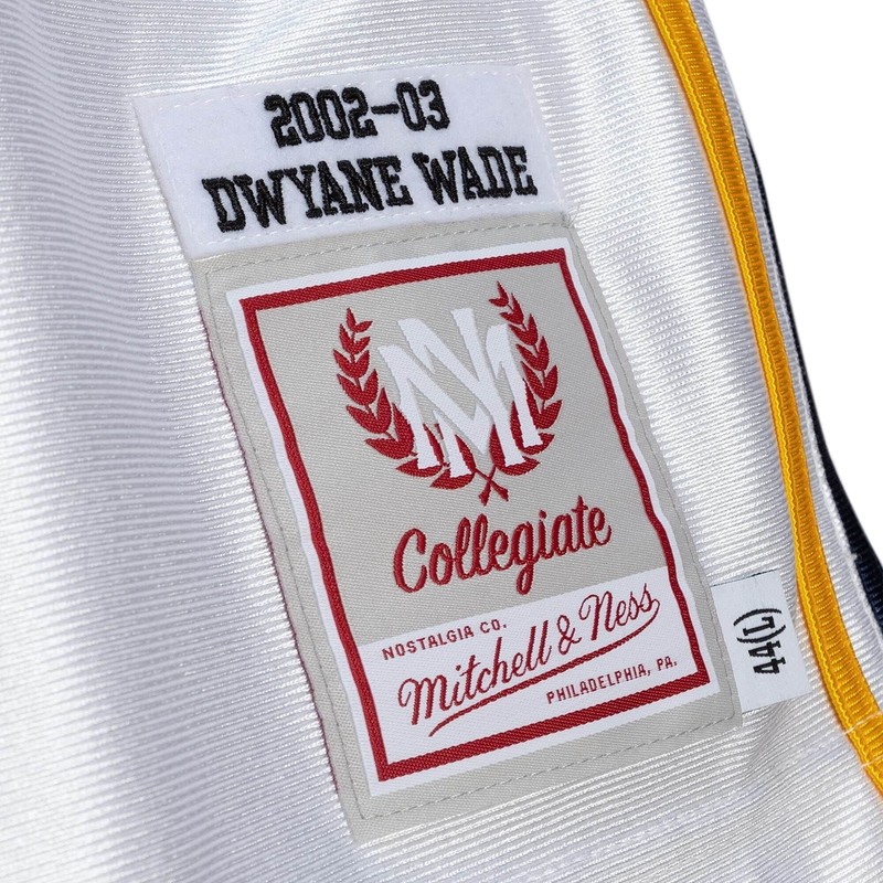 MITCHELL & NESS NCAA WHITE JERSEY MARQUETTE 2002 DWYANE WADE gallery