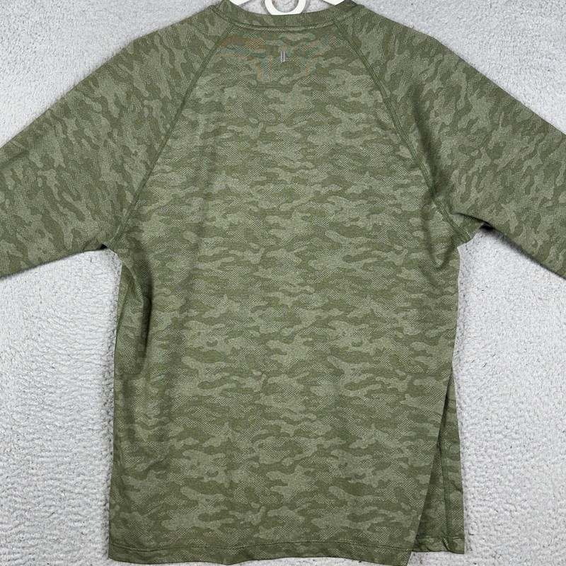 NOBULL Shirt Mens Large Olive Green Camo Jacquard Training Stretch Long Sleeve gallery