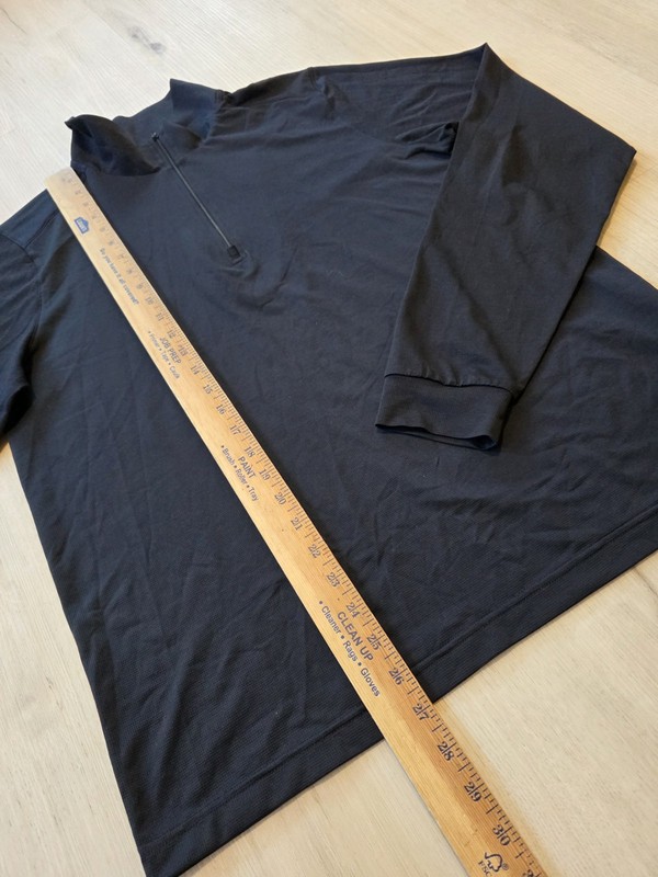 Outerknown Active Vitality 1/2 Zip Athletic L/S Pullover Men's Size M Black gallery