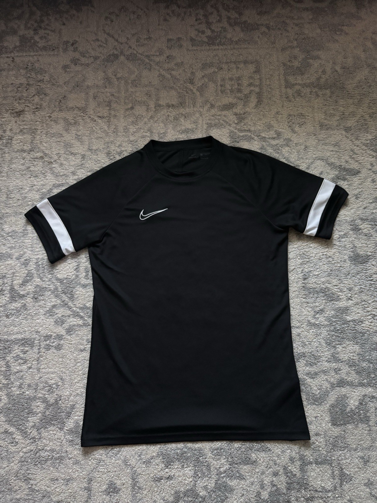 Nike Shirt Men’s medium Black Jersey Training Athletics Soccer Jersey gallery