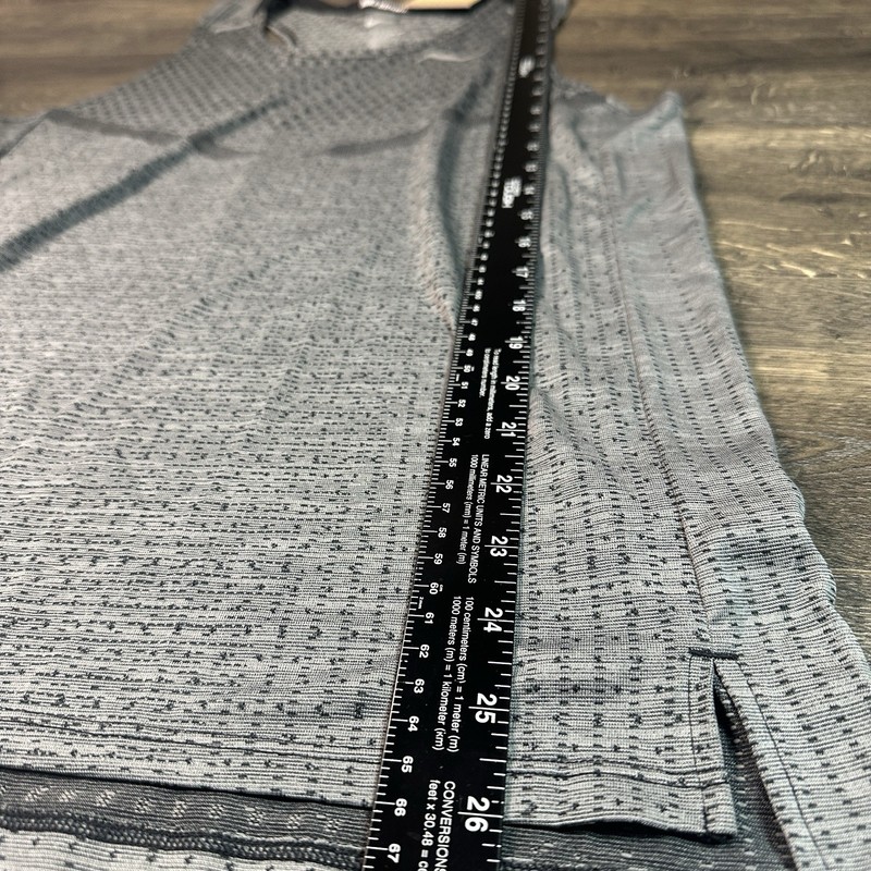 Nike DRI-FIT ADV Tech-Knit Ultra Running Tank Top Men's Sz S Grey DM4751-010 gallery