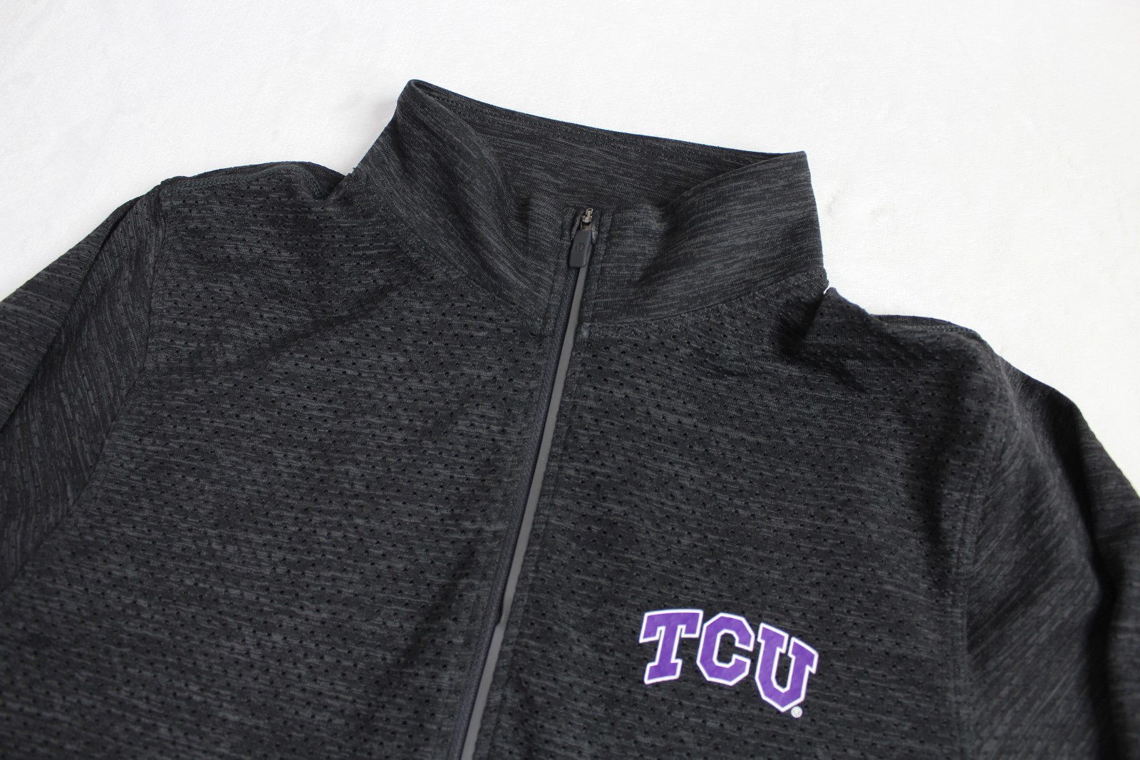 Mens S Small TCU Horn Frog Metal Vent Midweight Long Sleeve Lululemon Half Zip gallery
