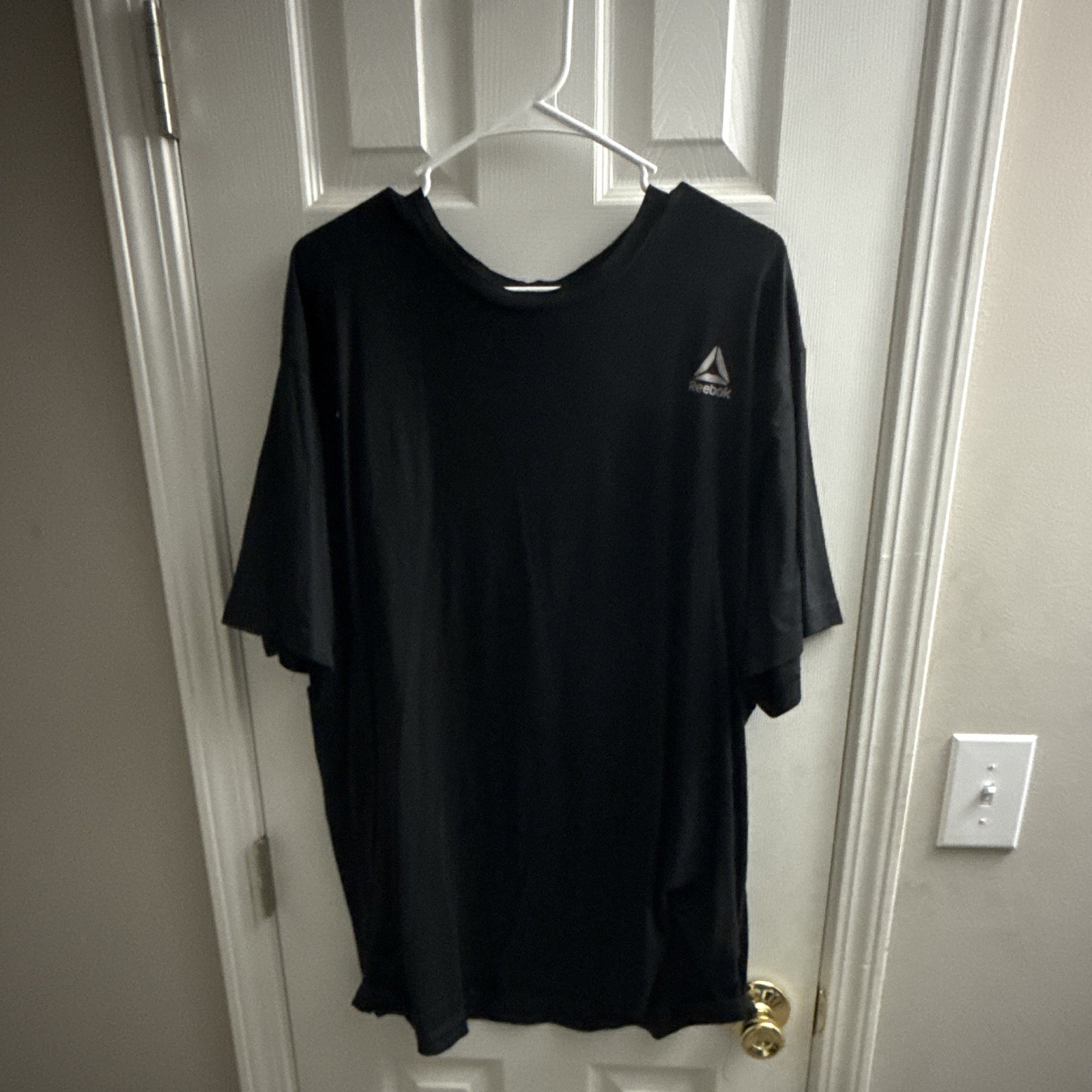 Reebok Men’s T-Shirt 2XL Black Short Sleeve Crew Neck Polyester Logo Lightweight gallery