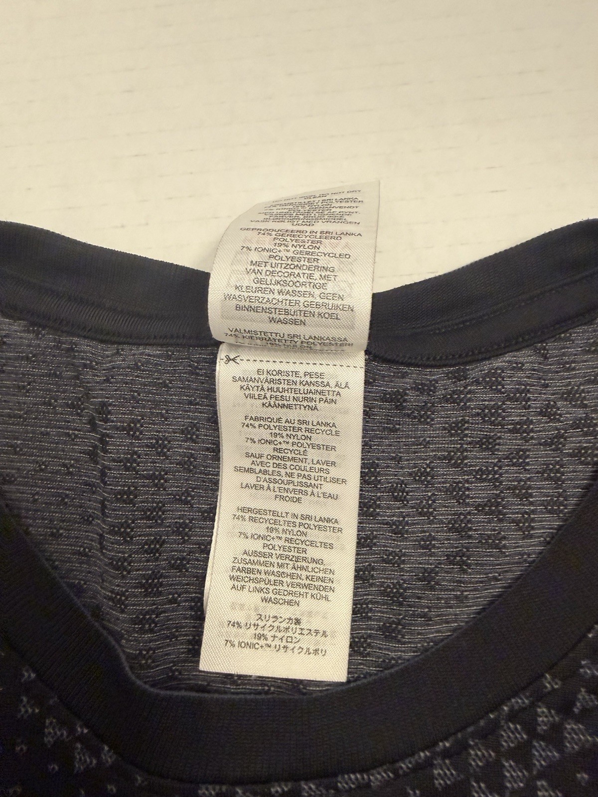 Gymshark GEO SEAMLESS T-SHIRT gallery