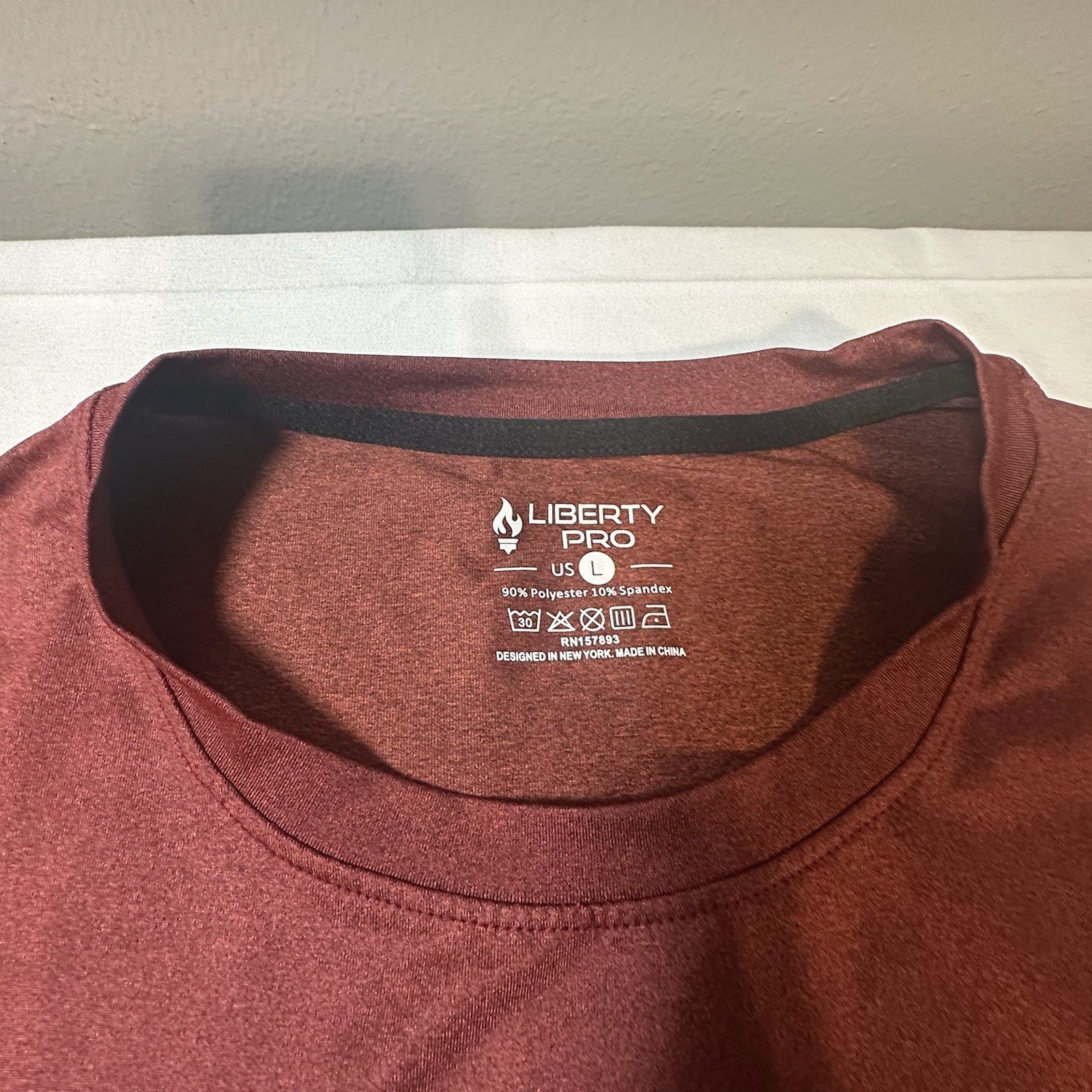 Liberty Pro Men's Ombre Red Black Short Sleeve Pullover Crew Neck T-Shirt L gallery