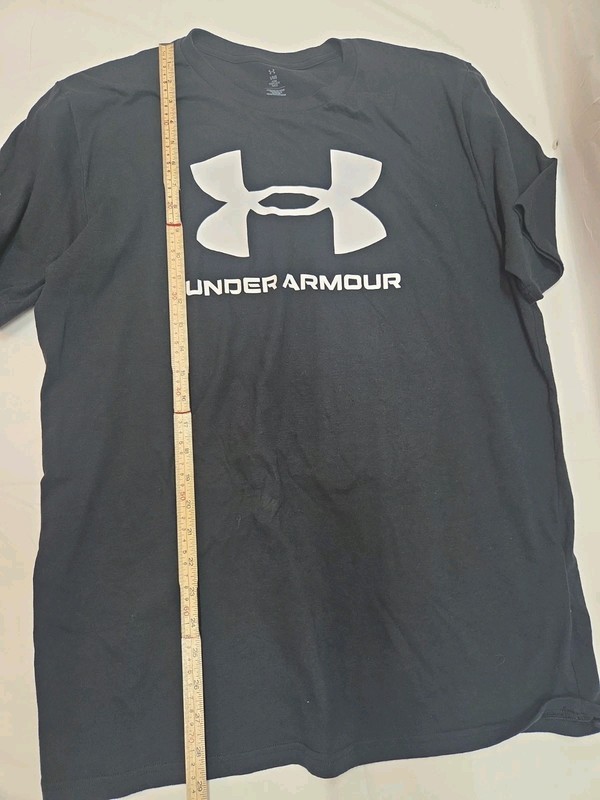 men's black Under Armour t-shirt size large gallery