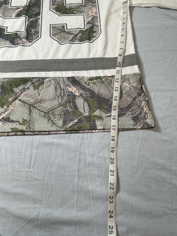 Broken Threads Half Sleeve Camo Casual Shirt Jersey Men's size M gallery