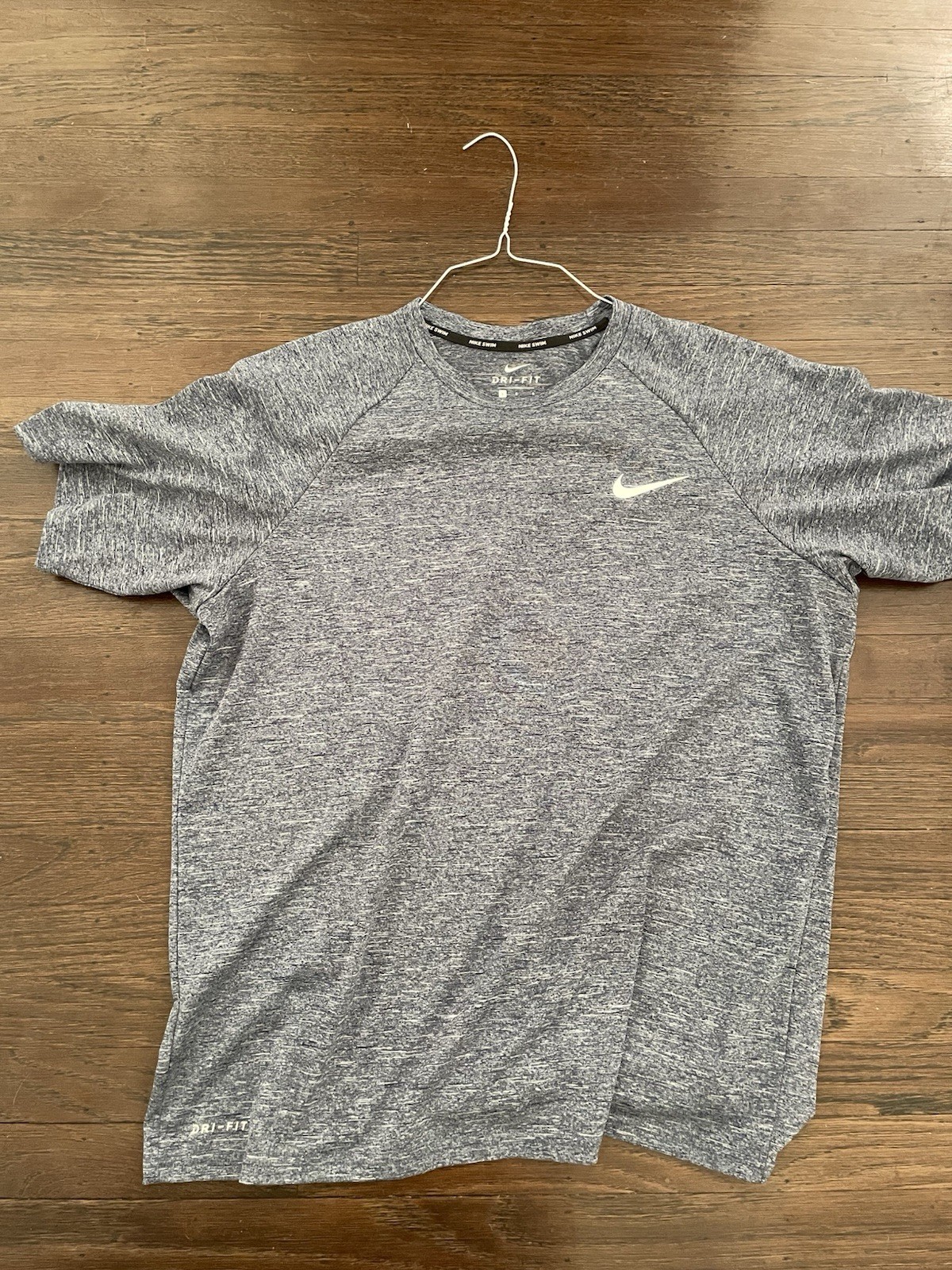 Nike Dri-Fit 100% Polyester Blue Short Sleeve UPF 40+ Shirt size Medium gallery