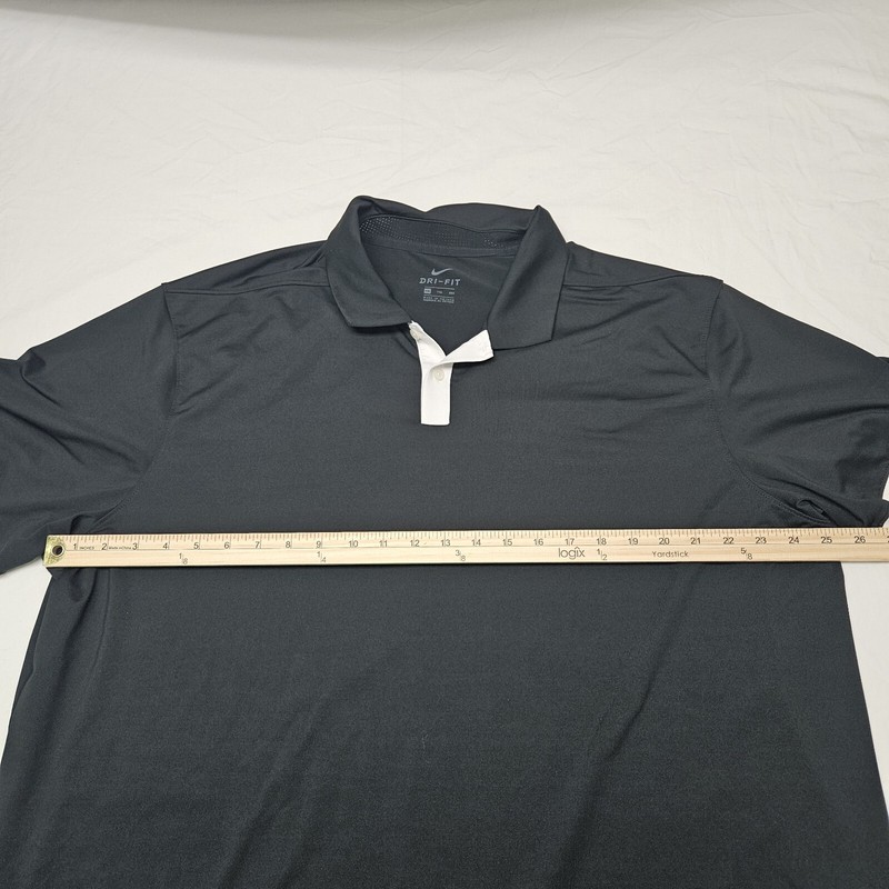 Nike Men's Dri-FIT T-Shirt Black With White Accents Logo Short Sleeves Size 2XL gallery