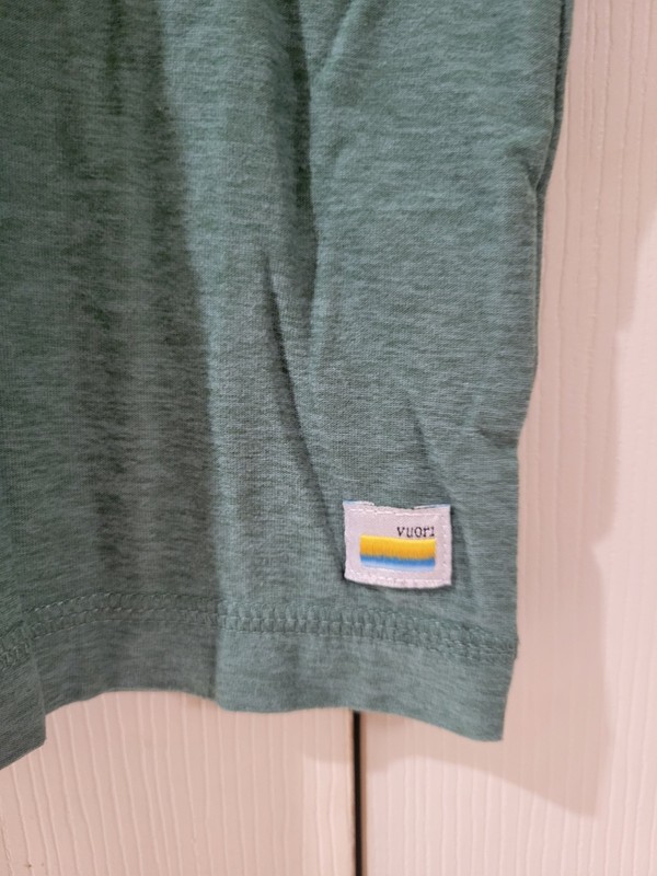 Vuori Strato Tech Tee Men’s Large Sea Pine Heather Green Athletic gallery