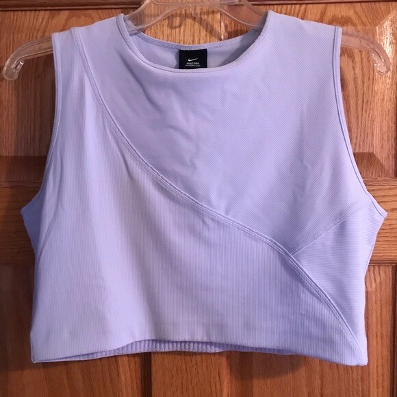 NIKE PRO HYPERCOOL NWT lavender /lilac pur WORKOUT TOP Medium $ 15 free ship. gallery