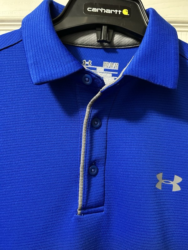 Under Armour 3 Button Collared Pull Over Medium Blue Shirt PreOwned gallery
