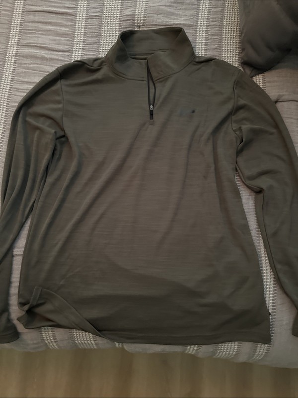 Men’s Nike Pullovers gallery