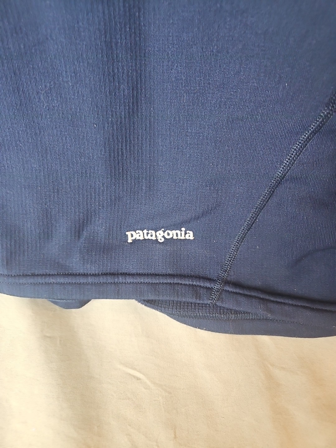 PATAGONIA CAPILENE Men’s Size Large Navy Thermal 1/4 Zip Baselayer Shirt Hiking gallery