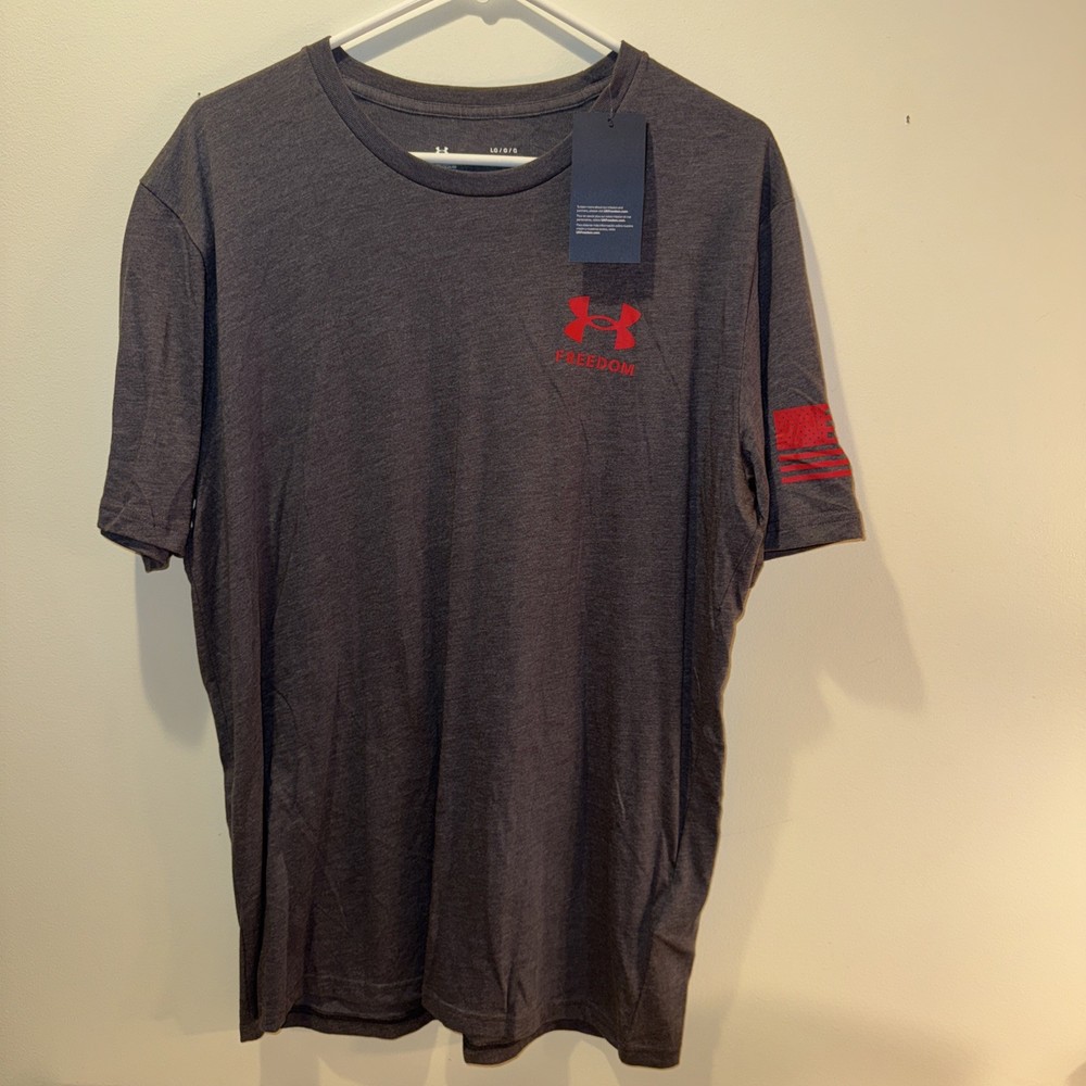 Under Armour Freedom Loose Fit Graphic T-Shirt Mens Large Gray Crew Active Tee