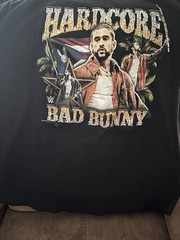 WWE Bad Bunny Backlash 2023 T-shirt XL Hardcore Authentic