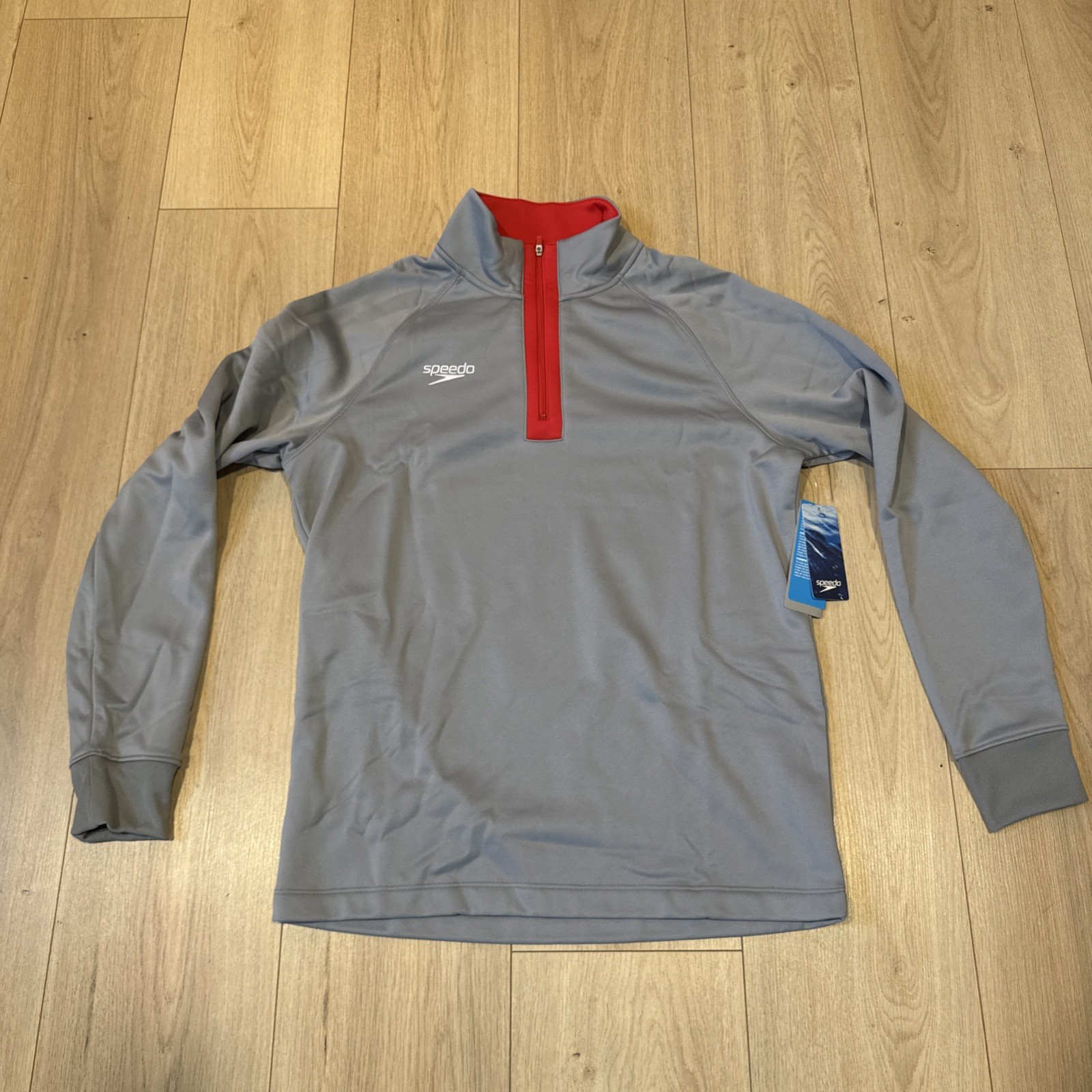 Speedo Uni-Sex Active Wear Top Red Size XS NWT gallery