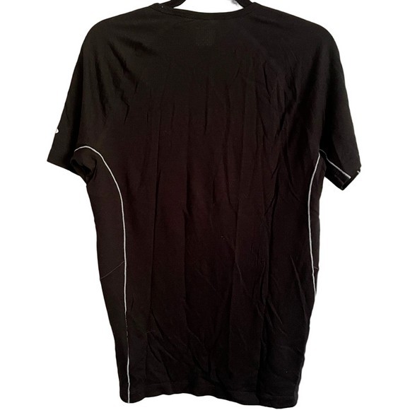 Icebreaker Merino Black Cool-Lite Short Sleeve T-shirt - Medium gallery