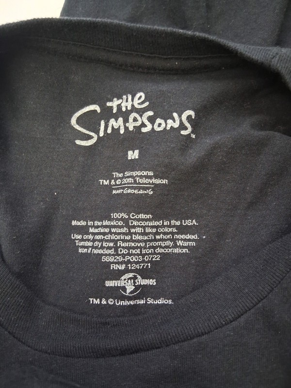 Universal Studios The Simpsons Glow In The Dark Haunting T-shirt Size M gallery