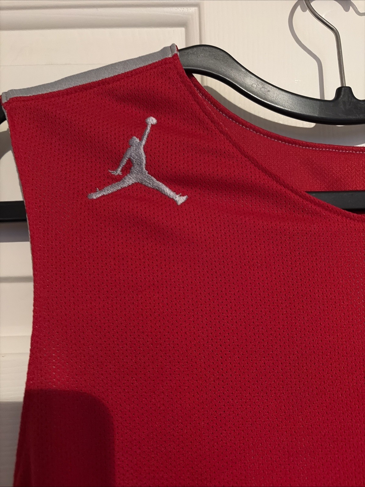 Men’s Nike Team Jumpman Practice Reversible Jersey  Red/Grey Size XL gallery