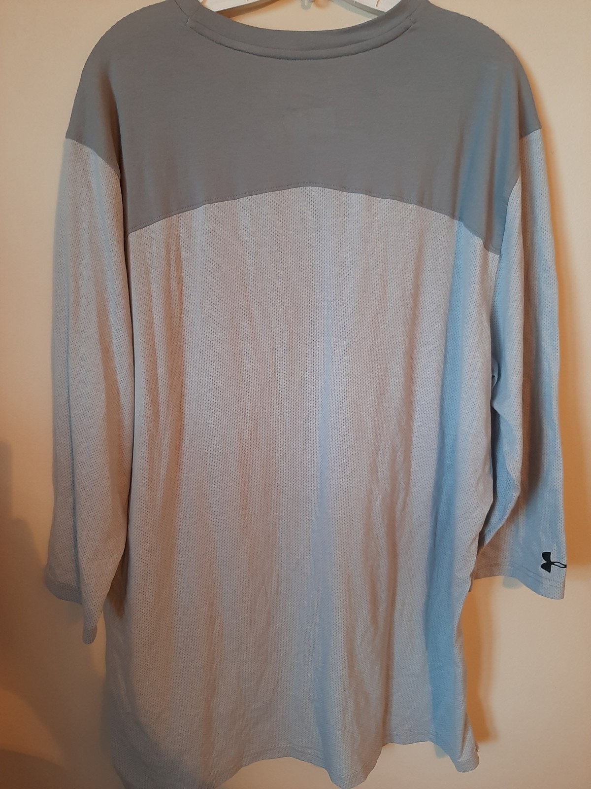 Under Armour Heatgear Long Sleeve Loose Shirt Men 2X-Large (2XL)Gray Active--VGC gallery