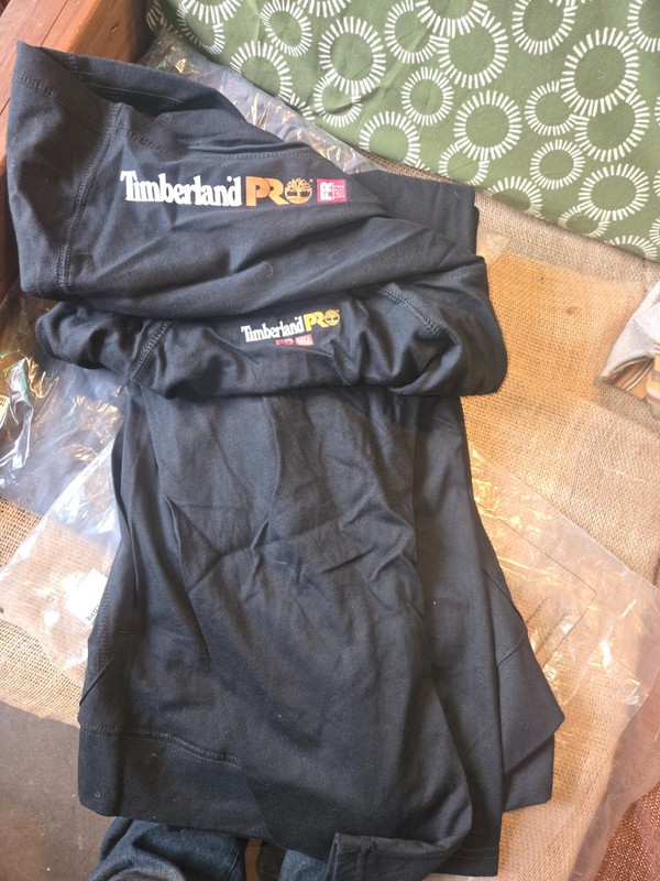 Timberland Pro FR rated pull over NWT Retails at $115. gallery