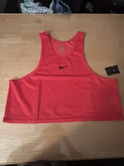 Nike Mens Soccer Training Pinnie Mesh Vest Neon Pink One Size NWT Style 459657