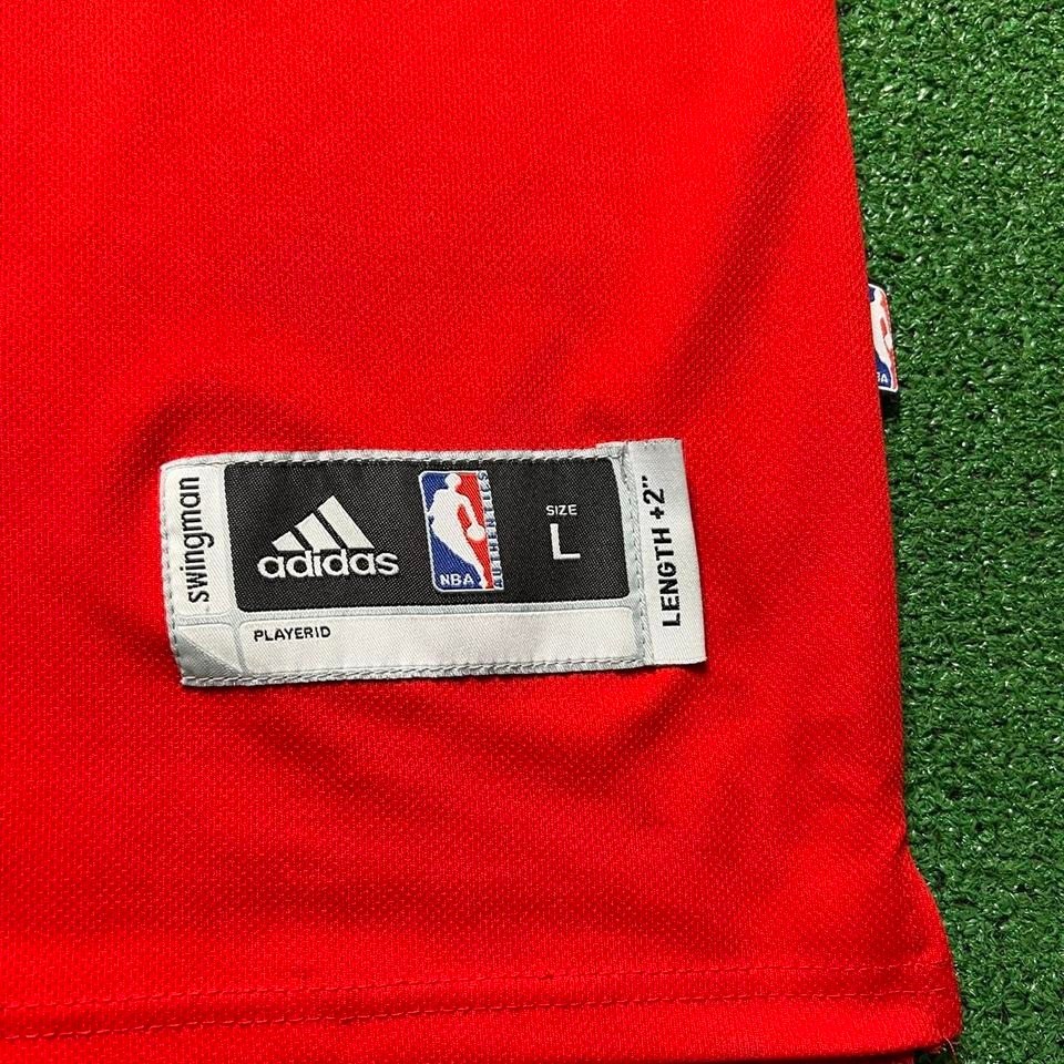Adidas Dwayne Wade Chicago Bulls Jersey (LARGE) gallery