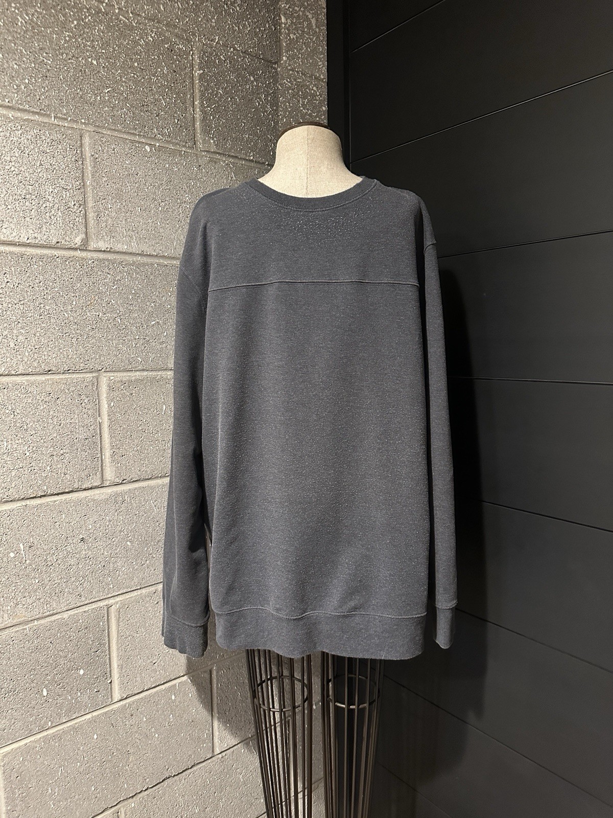 #2…Athletic Works Men's Dk. Gray Sweatshirt…2xl gallery