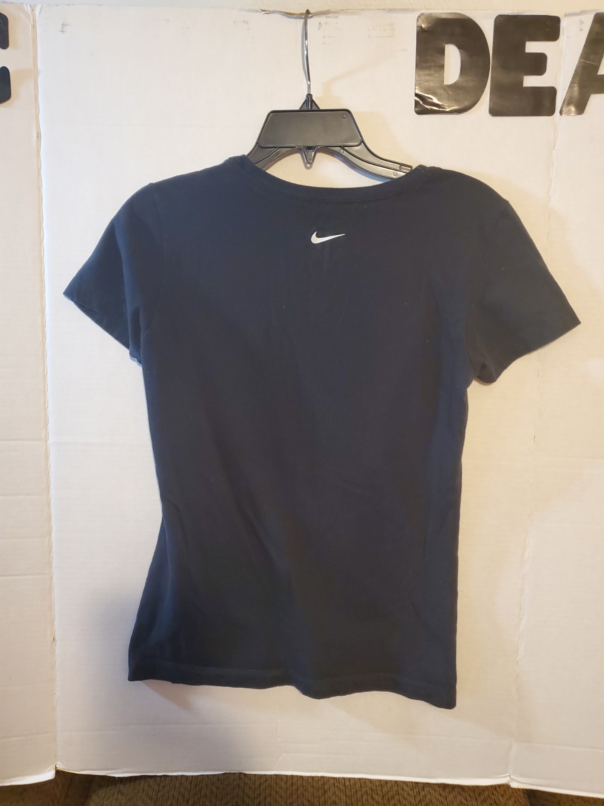 NIKE BARBELL Training Shirt Lightweight - WOMENS SIZE MEDIUM (2006) gallery