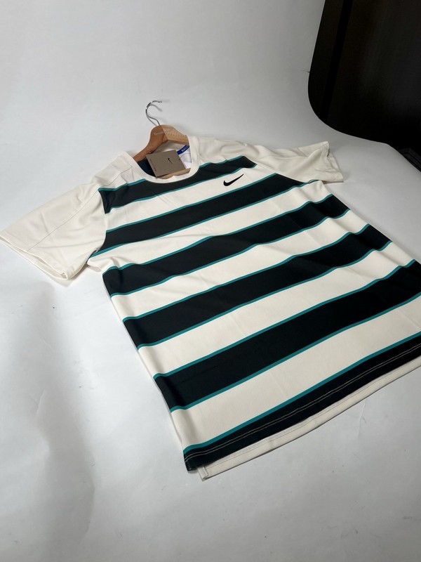 Size Medium Nike Court Slam Carlos Alcaraz 2025 French Roland GarrosTennis Shirt gallery