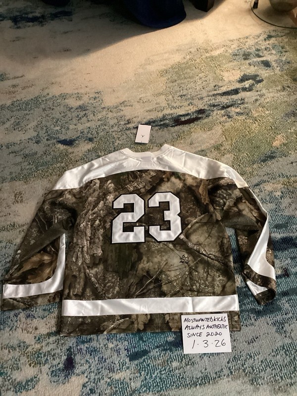 NWT Nike Air Jordan Brooklyn Realtree Hockey Jersey Medium Olive Sail Men’s Sz S gallery